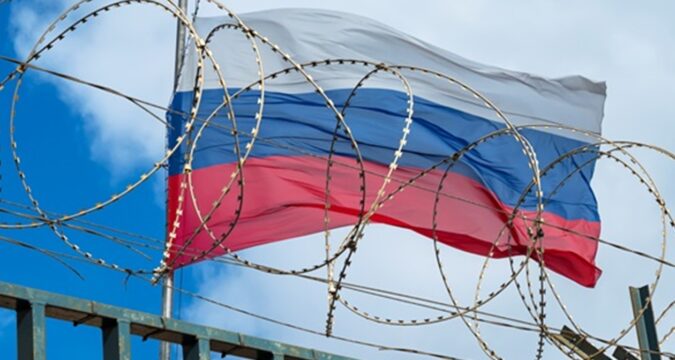 Новий пакет санкцій ЄС проти Росії буде м'якшим, ніж очікувалося - ЗМІ