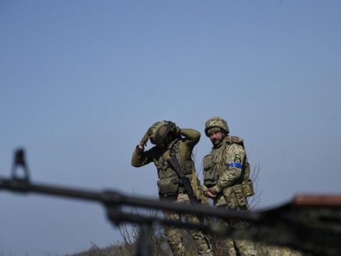 ЗСУ покращили положення на трьох напрямках - Наєв