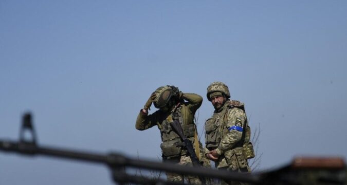 ЗСУ покращили положення на трьох напрямках - Наєв