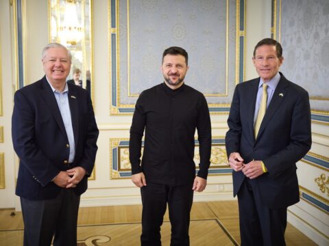 Зеленський зустрівся з двома сенаторами США