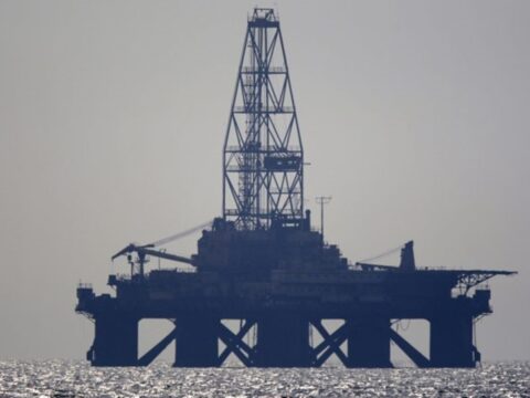 Казахстан та Китай домовилися разом добувати нафту на Каспії