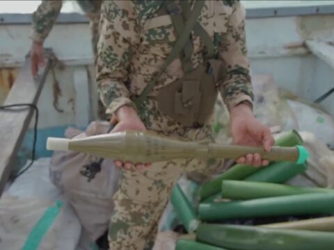 Морпіхи Ємену в Червоному морі перехопили судно зі зброєю для хуситів