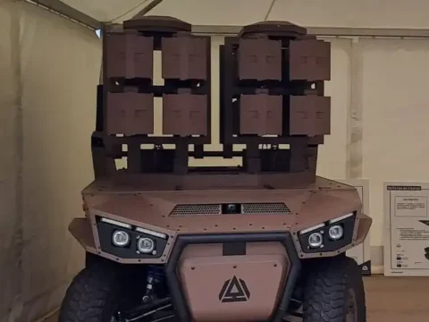 У Франції представити наземний робот з ракетами Akeron