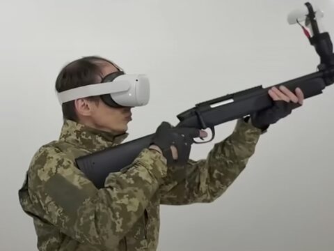 В Україні створили VR-тренажер для стрільби з мисливської рушниці по FPV-дронах