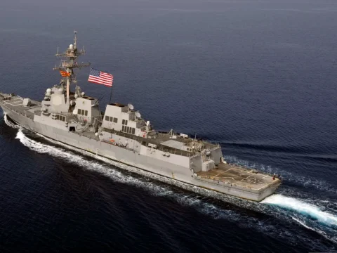 США спрямували три ракетні есмінці до берегів Венесуели для боротьби з наркокартелями
