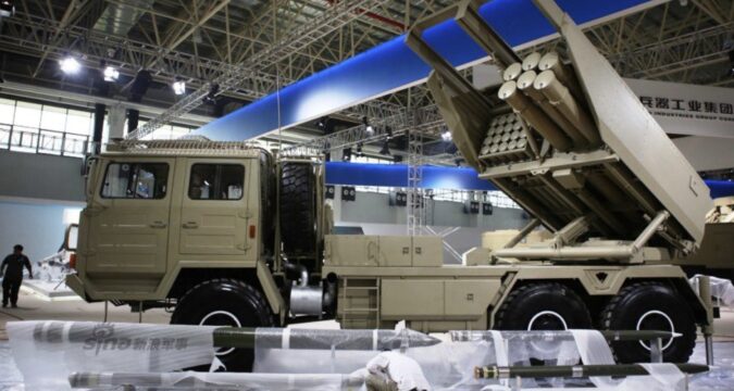 Китайський HIMARS: Хунта Малі озброїлась реактивними установками SR-5