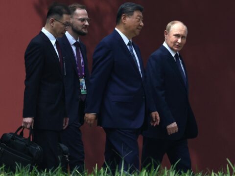 Торгівля між РФ та Китаєм обвалилася на 20% - ЗМІ