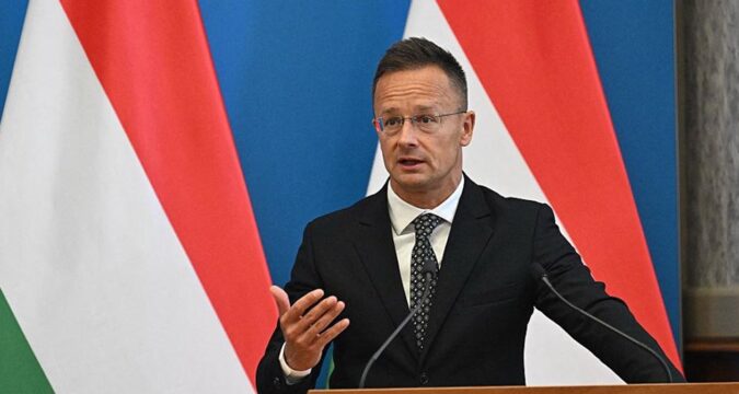 Угорщина підписала газову угоду з Shell на 10 років
