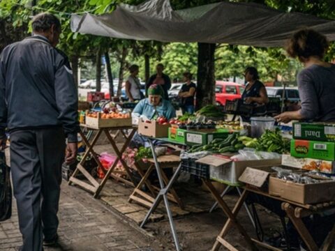 Ціни в Україні падають другий місяць поспіль