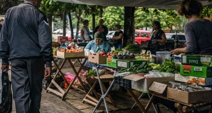 Ціни в Україні падають другий місяць поспіль