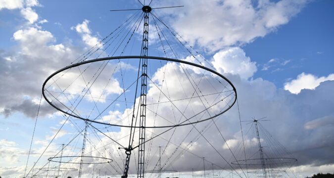 Франція відновлює радар «Nostradamus», який здатен «бачити» до Уралу