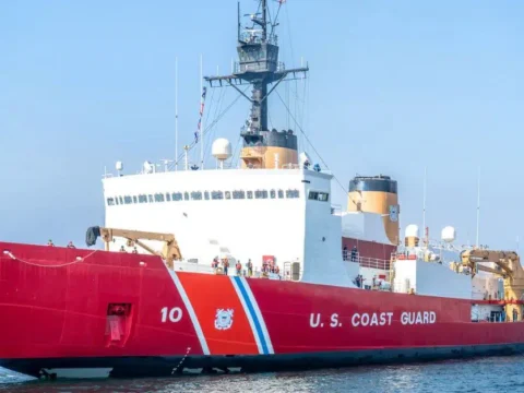 Єдиний важкий криголам Берегової охорони США завершив модернізацію