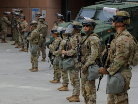 Трамп відправить війська в Портленд для охорони імміграційної служби від «Антифа»