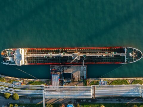 РФ вперше поставила нафту на новий НПЗ у Грузії - ЗМІ