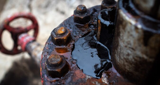 ЄС внесе китайські НПЗ до 19-го пакету санкцій - ЗМІ