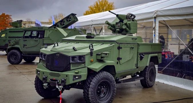 Може конвертуватися у дрон: у Польщі представили гібридну бойову машину FTF