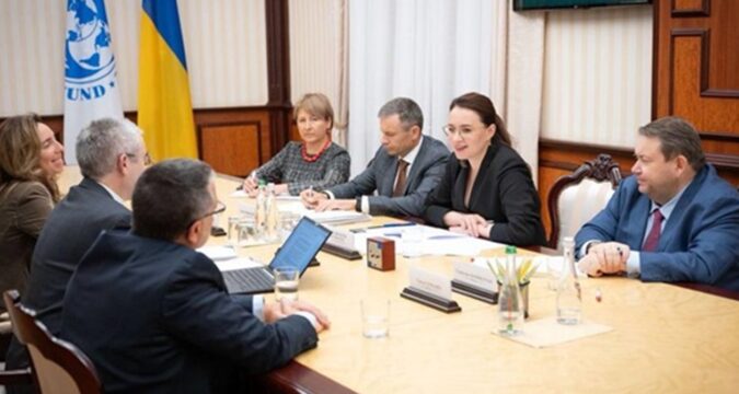 Місія МВФ почала роботу в Україні