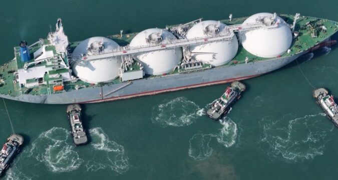 Росія продає скраплений газ Китаю зі знижкою 30-40% - ЗМІ