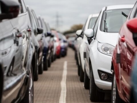 ЄС відтермінував заборону на дизельні та бензинові авто