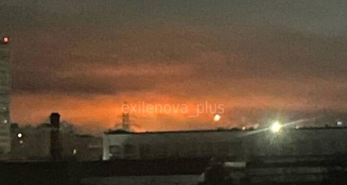 Ані ночі без пожежі: у РФ дрони атакували НПЗ