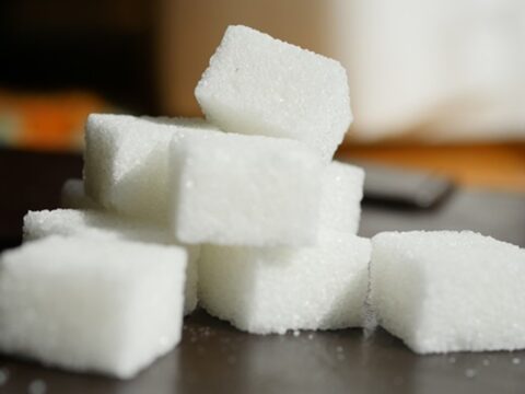 Українські заводи виробили виробили 1,57 млн тонн цукру за рік