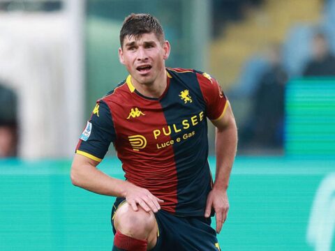 Маліновський забиває за Дженоа разючим ударом