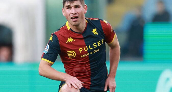 Маліновський забиває за Дженоа разючим ударом