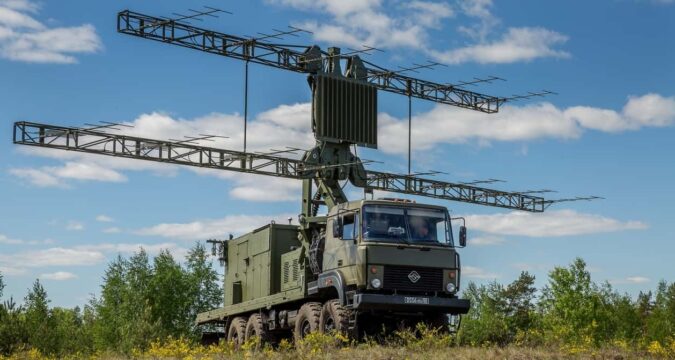 Сили оборони вперше уразили російський радар П-18-2 «Прима»