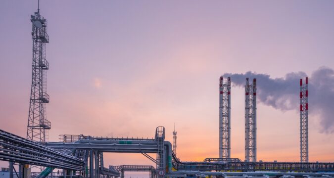 Доходи Росії від енергоресурсів за чотири роки впали на 27% - CREA