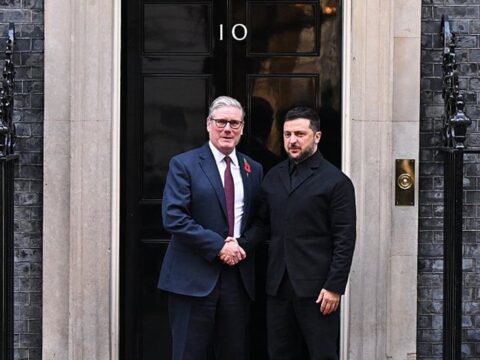 Зеленський прибув з візитом у Лондон