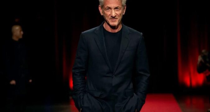 Шон Пенн звернувся до українських воїнів та отримав "Оскара" від УЗ