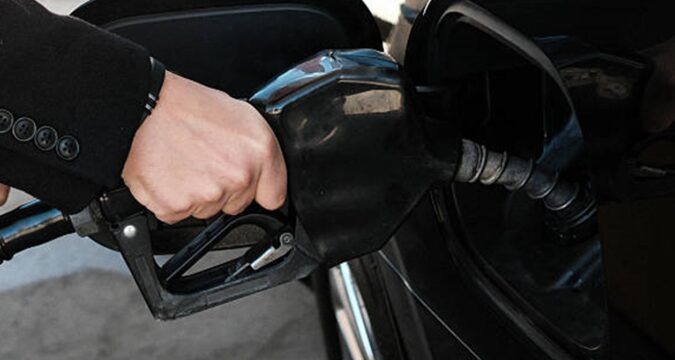 У США ціни на пальне злетіли до максимуму