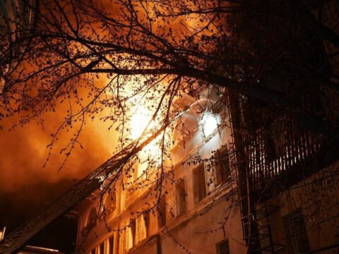 Харків у вогні: з'явилися кадри наслідків атаки