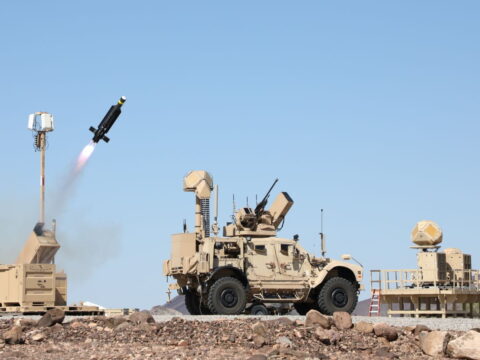 ОАЕ терміново замовили у США системи ППО, модернізацію F-16 та боєприпаси