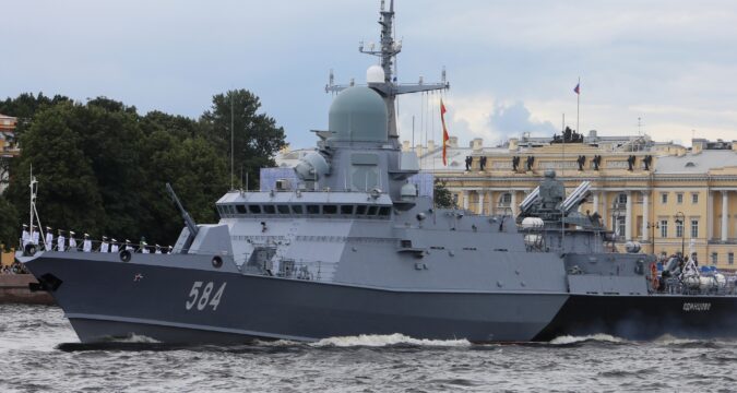 Сили оборони уразили МРК «Каракурт» — носій ракет «Калибр»