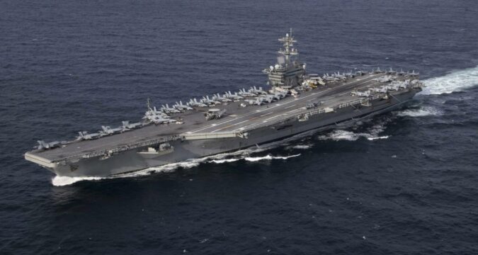 Трамп пригрозив розгорнути авіаносець USS Abraham Lincoln біля Куби