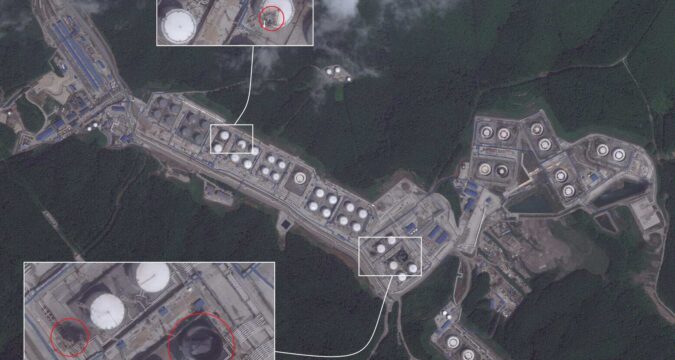Українські дрони уразили резервуари нафтобази «Грушова» у Новоросійську