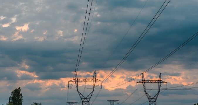 Україна споживає на третину менше електроенергії, ніж до війни