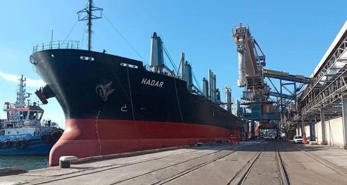 Підприємства ГМК можуть зупинитися через заблоковані порти - ЗМІ