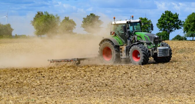 Експорт під загрозою: Україна просить Польщу збільшити агротранзит