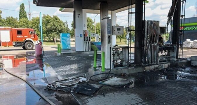 За пів року в Україні зруйновані або уражені понад 300 АЗС