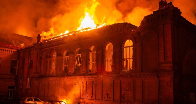 Росіяни атакували в Запоріжжі корпус університету